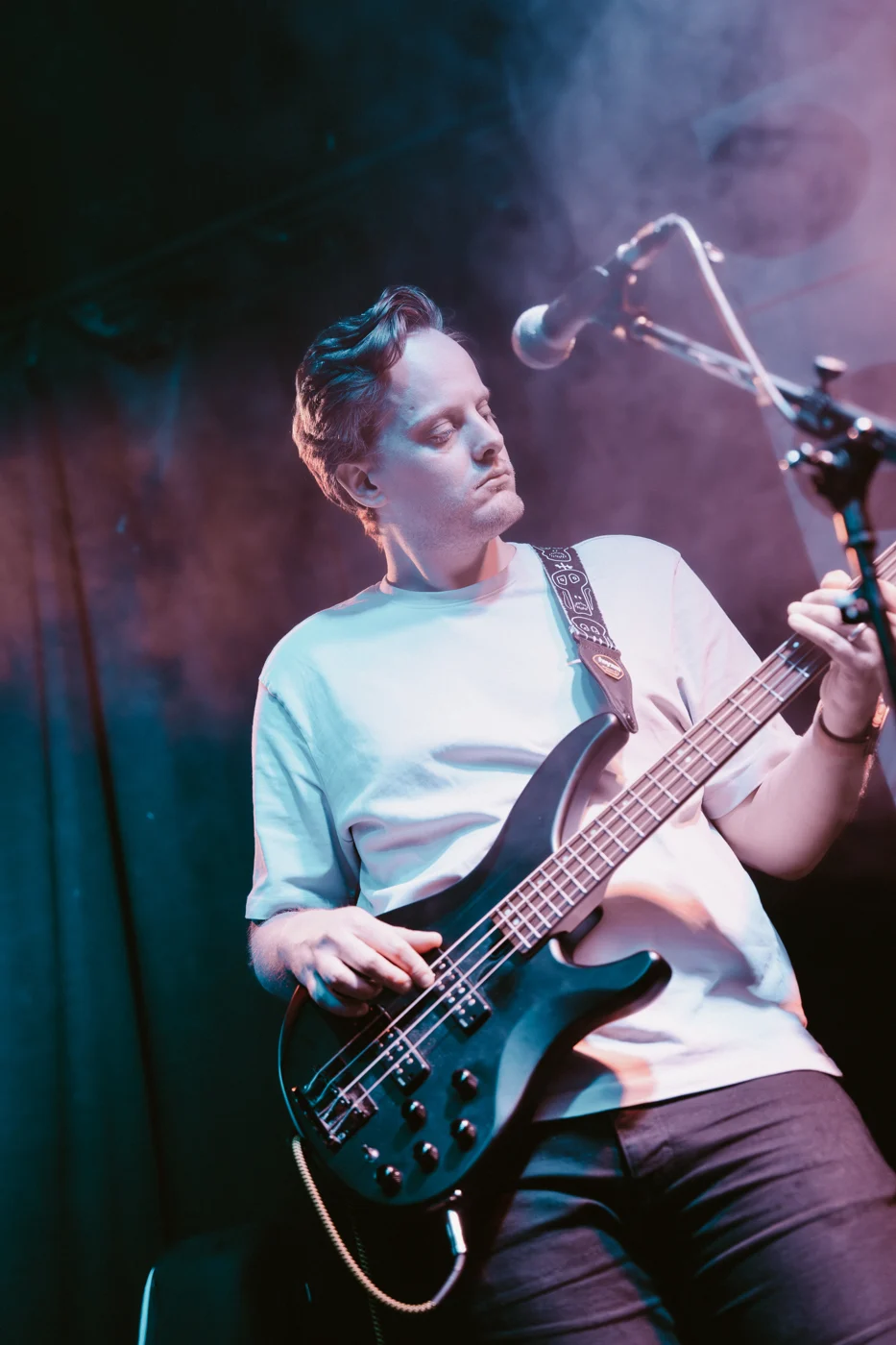 Sam performing at the Fiddler's Elbow